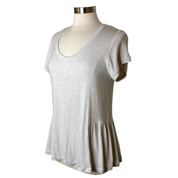 Cabi Ruffle Trim Hangout Tee Short Sleeve Top Women’s Size Medium New NWT - Picture 4 of 11